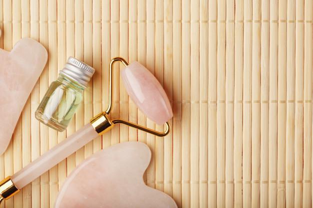 Kit Massagem Facial de Quartzo Rosa DUO - viya-stores