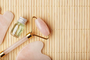 Kit Massagem Facial de Quartzo Rosa DUO - viya-stores